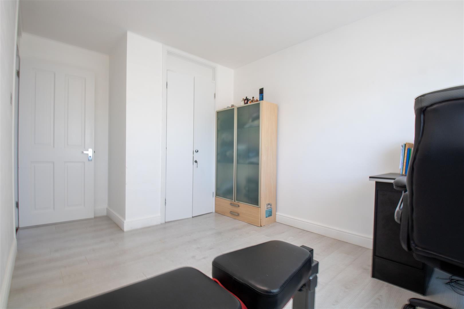 Great Denson, Eaglestone, Milton Keynes